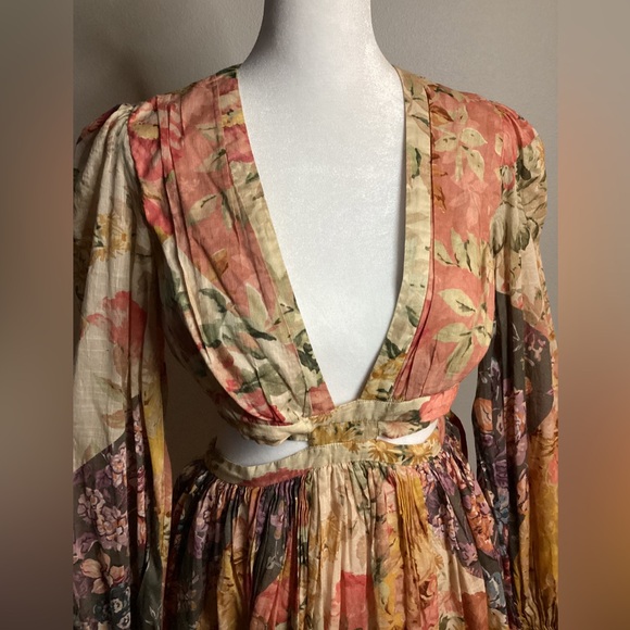 Zimmermann Pattie Cut-out Dress, Size 1 (US 6) nice pattern; Sophisticated sexy - Picture 2 of 7